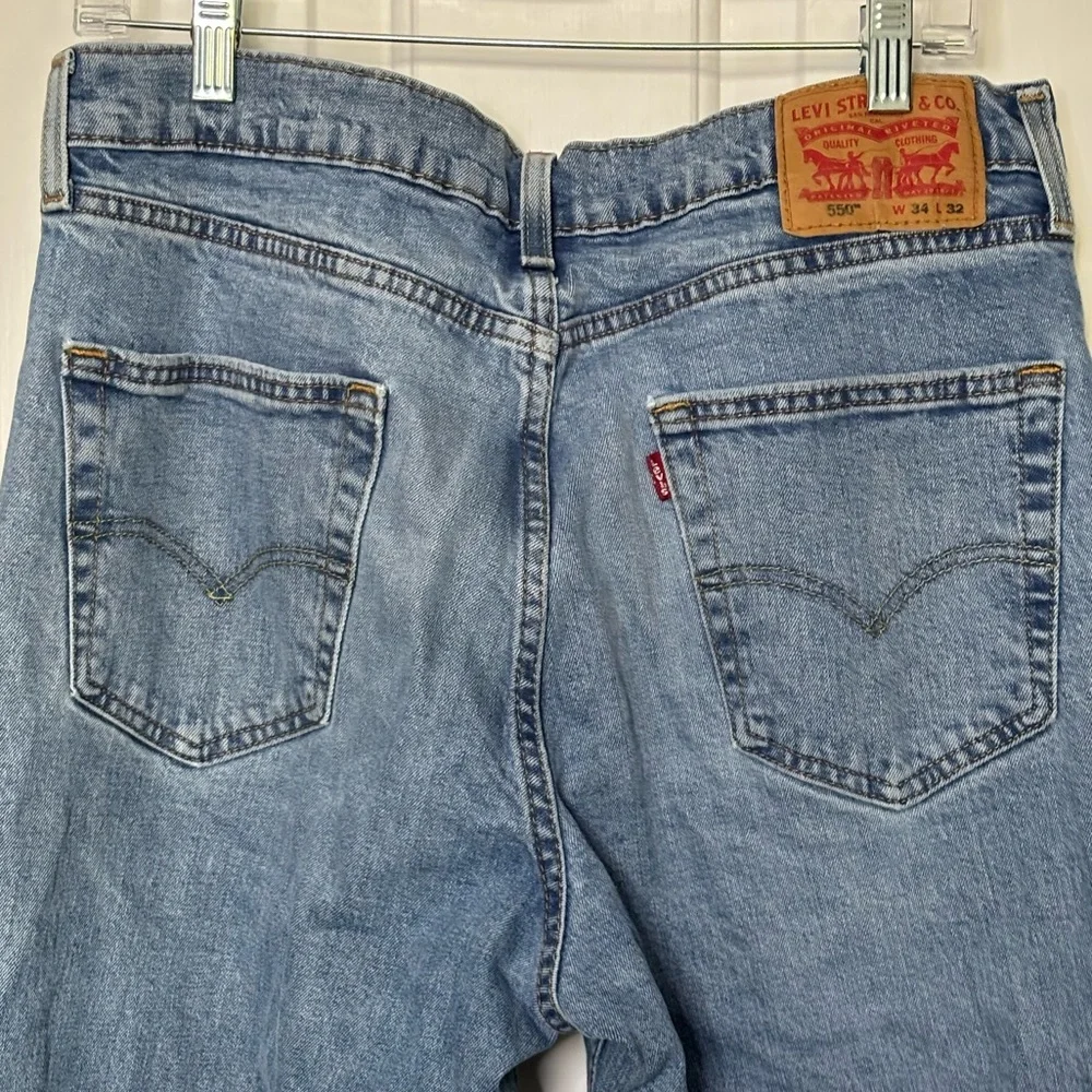 LEVI’s 550 Classic Men's Relaxed Blue Denim Jeans size 34x32
